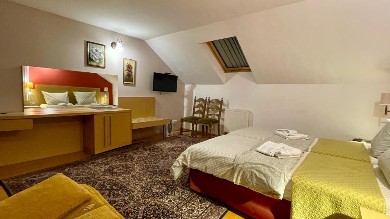 Bed & Breakfast - Palac Slonowice