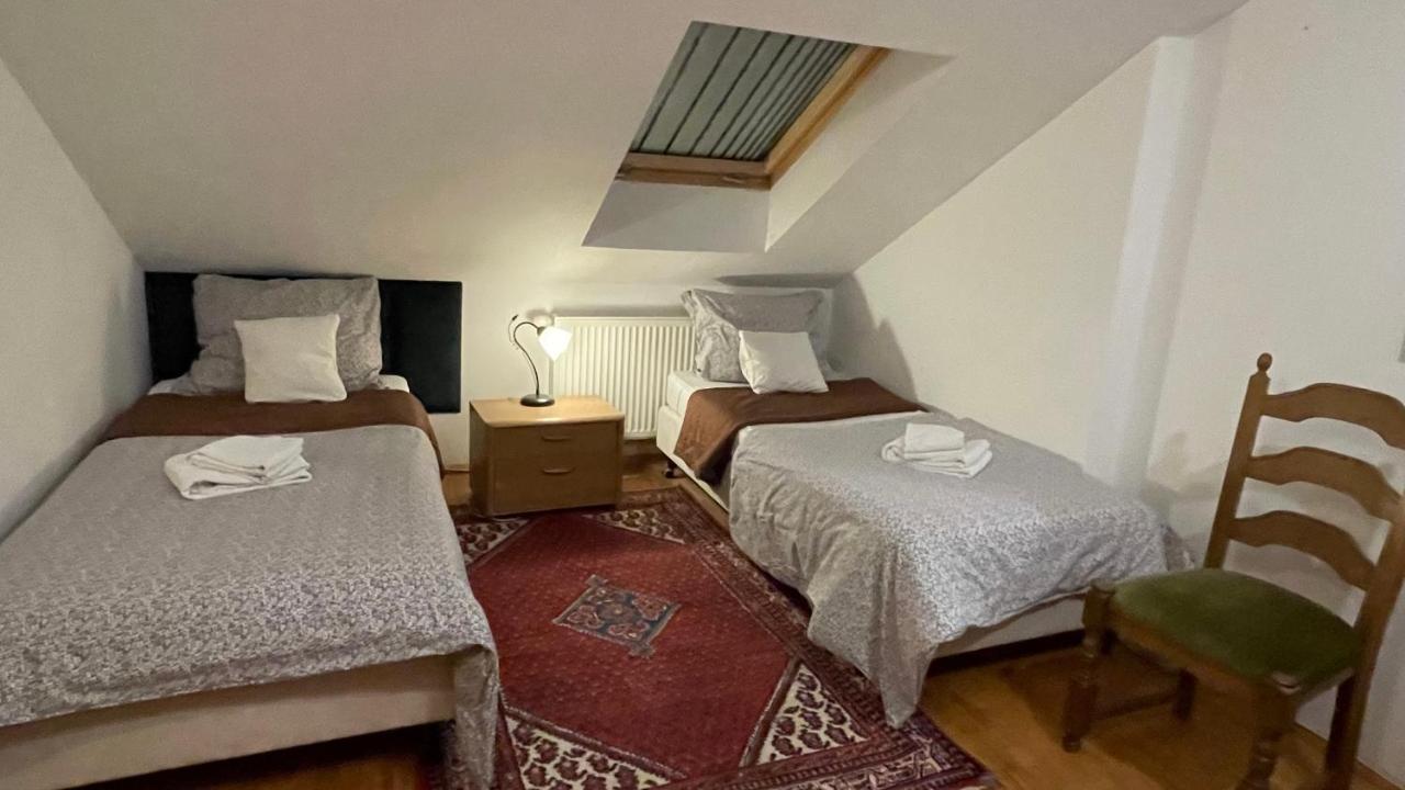 - Palac Slonowice Bed & Breakfast *