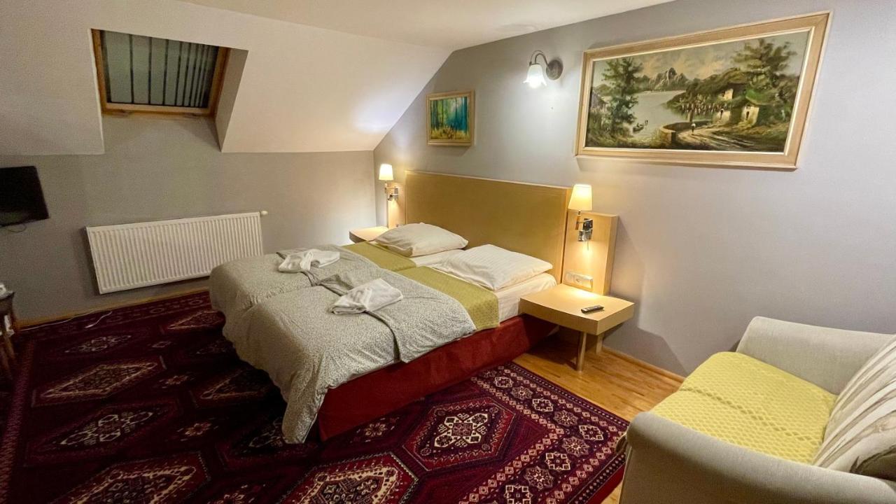 Bed & Breakfast - Palac Slonowice
