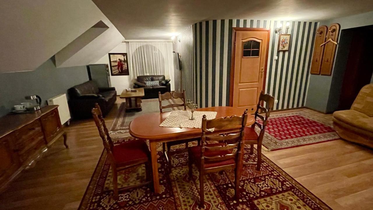 Nocleg ze śniadaniem Pałac Słonowice Sp. Z O.o. Brzeżno