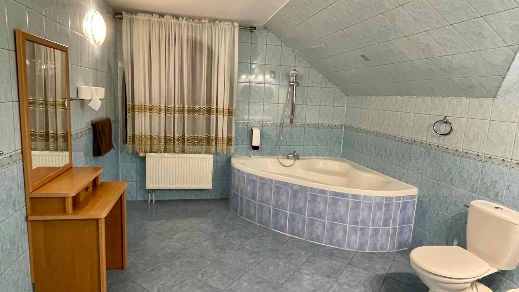 Bed & Breakfast - Palac Slonowice